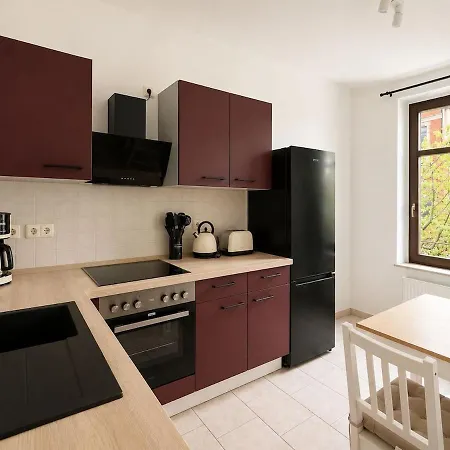 Komfort-apartment Mit Parkplatz & Wlan